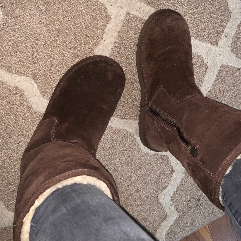 UGG Sunset Boots w/zipper